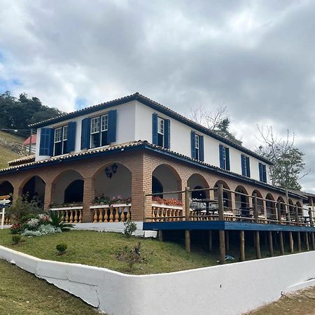 Fascinacao Cafe Hotel Cunha Ngoại thất bức ảnh